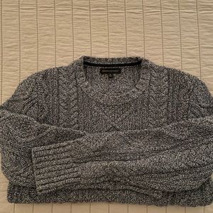 Banana Republic men’s medium merino wool crewneck